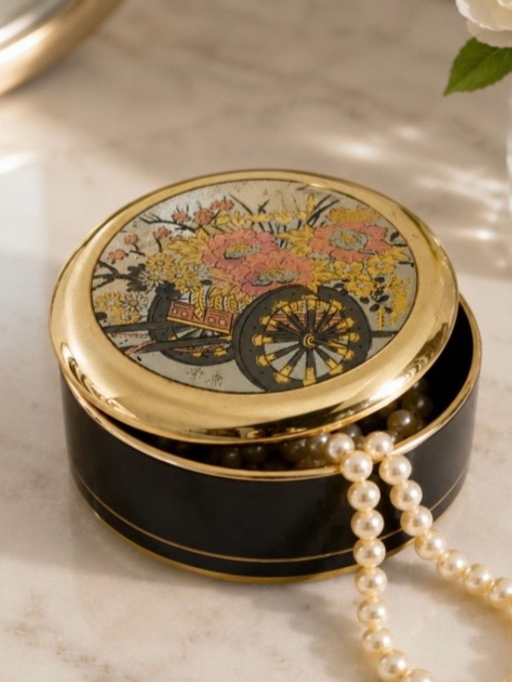 VTG Japanese Art of Chokin Style Trinket Box Black Gold Floral Cart Round Vanity